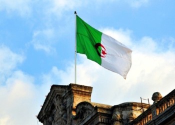 الجزائر.. تفكيك شبكة دولية لتهريب المخدّرات عبر تونس وليبيا