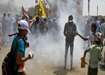 الشرطة السودانية تفرق مظاهرة تطالب بعودة الحكم المدني شرقي الخرطوم