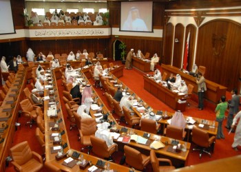 الشورى البحريني يناقش قانونا يحظر الأسلحة الكيميائية والبيولوجية