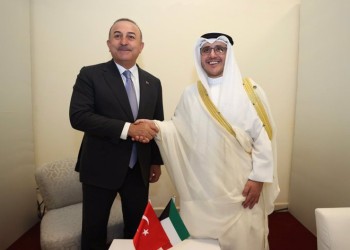 وزيرا خارجية الكويت وتركيا يبحثان تعزيز العلاقات الثنائية