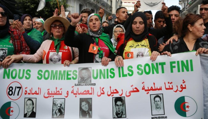 الجزائر... حوار أم مناورة؟