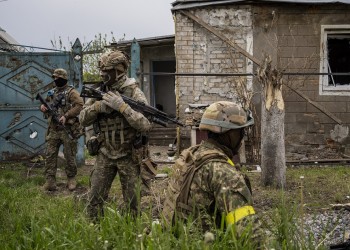 وزير الدفاع الأوكراني: الحرب تدخل مرحلة جديدة