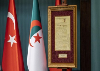 أردوغان يهدي رئيس الجزائر رسالة الأمير عبدالقادر للسلطان عبدالمجيد