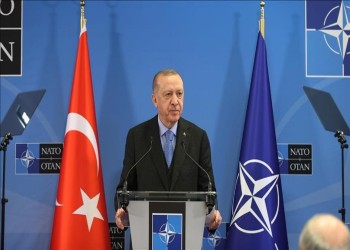 أردوغان يطالب حلف الناتو بتفهم حساسيات تركيا الأمنية