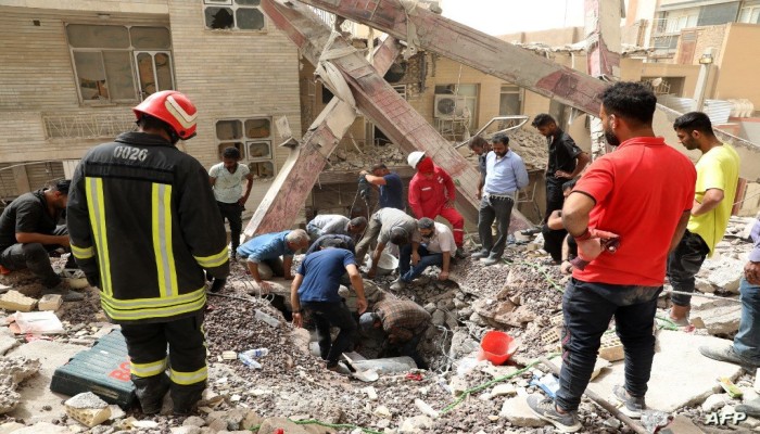 18 قتيلا حصيلة انهيار مبنى في إيران