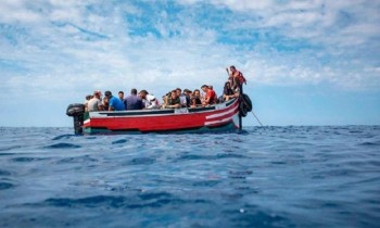إندونيسيا.. فرق الإنقاذ تبحث عن 26 شخصا بعد انقلاب قارب