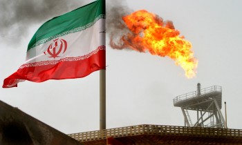 إيران تعلن ارتفاع إيرادات صادرات الطاقة 60% في شهرين
