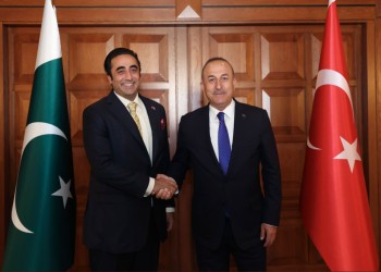 جاويش أوغلو: تركيا تسعي لتطوير علاقتها مع باكستان