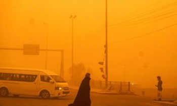عاصفة ترابية جديدة بالعراق وتعليق الرحلات في مطار بغداد