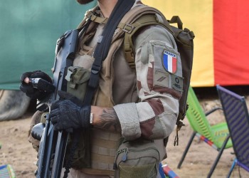 الجيش الفرنسي يعلن اعتقال مسؤول كبير بتنظيم الدولة في مالي