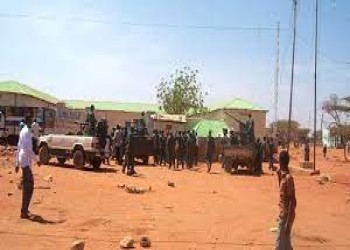 قوات الأمن الصومالية وسكان يقتلون 70 مسلحا من حركة الشباب في هجوم