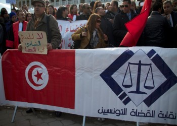 للأسبوع الثالث.. قضاة تونس يمددون إضرابهم احتجاجا على إقالات سعيد