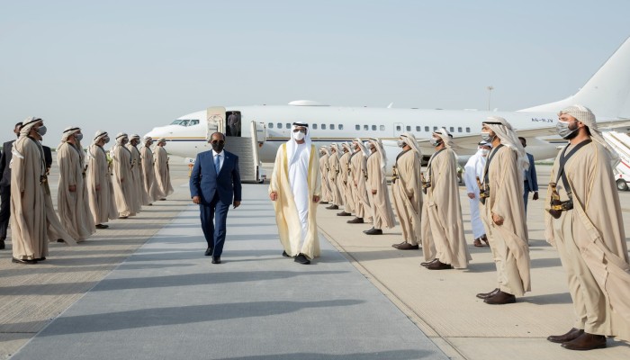 لطي سنوات من التوتر.. رئيس الصومال الجديد يزور الإمارات بدعوة من بن زايد