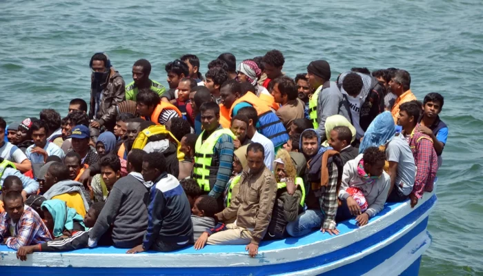خفر السواحل التونسي ينتشل جثث 4 مهاجرين