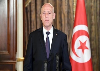 تونس.. سعيّد يتسلم مسودة الدستور الجديد من رئيس اللجنة الدستورية