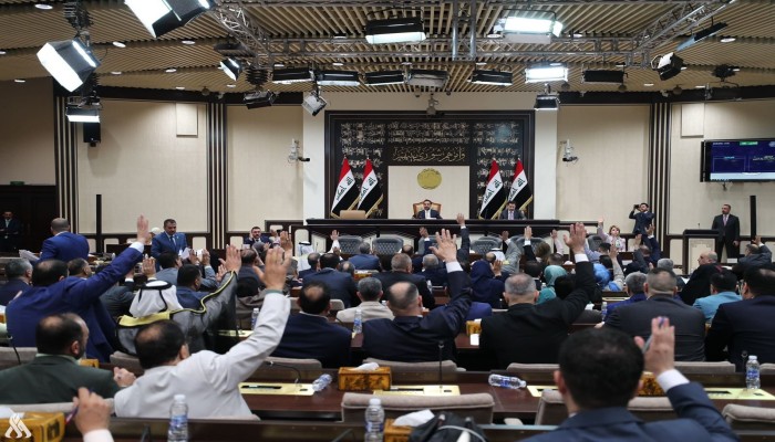 بدلاء نواب الصدر يؤدون اليمين الدستورية أمام البرلمان العراقي