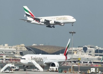 طيران الإمارات الحكومية تعلن هبوط أولى رحلاتها رسمياً في تل أبيب