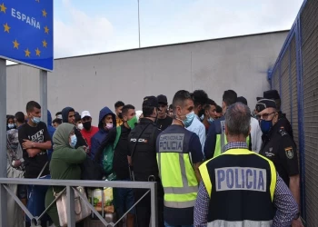مئات المهاجرين يحاولون الدخول إلى جيب مليلية الإسباني من المغرب