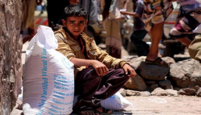 وزير يمني: مخزوننا من القمح يشارف على الانتهاء