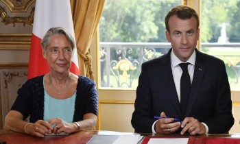 الرئيس الفرنسي يجدد ثقته في إليزابيت بورن لتشكيل الحكومة