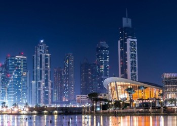 مجموعة تيكوم في دبي تجمع 1.7 مليار درهم في طرحها العام الأولي