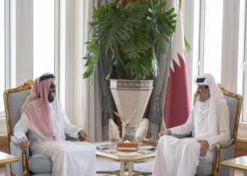 الدوحة.. أمير قطر يبحث العلاقات الثنائية مع مسؤول إماراتي