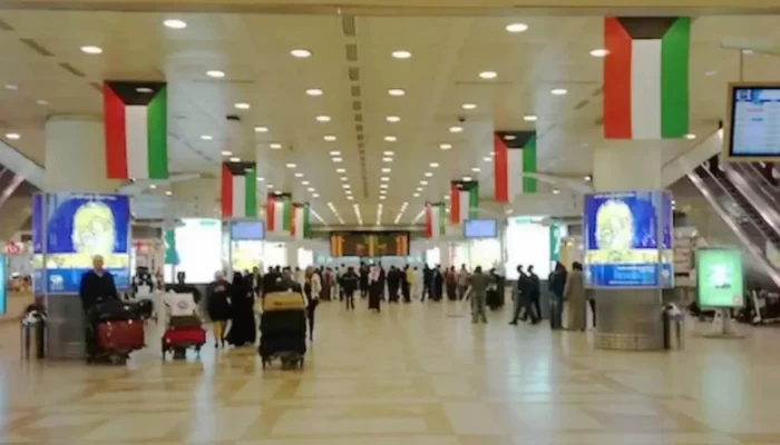 الكويت: وقف إصدار التأشيرات السياحية والعائلية