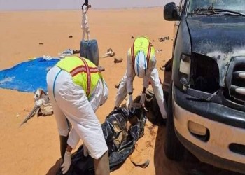 يرجح أنها تعود لمهاجرين.. العثور على 20 جثة في الصحراء الليبية