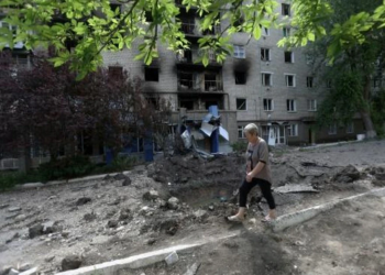 17 قتيلا في ضربات استهدفت مبان بمنطقة أوديسا الأوكرانية