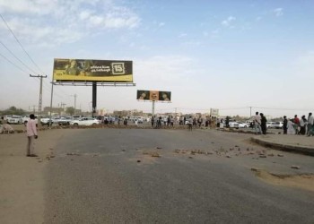 السودانيون يتظاهرون لليوم الرابع على التوالي