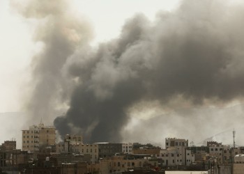 قتلى وجرحى في انفجار مخزن أسلحة بمدينة أبين جنوبي اليمن