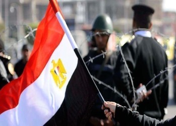 منظمتان حقوقيتان: حظر السفر وتجميد الأموال يكبلان المجتمع المدني بمصر