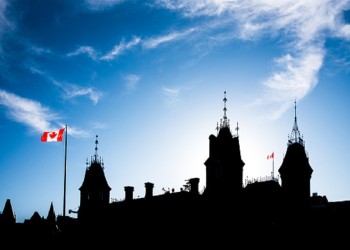 الخارجية الكندية تعلن عن خطط لتوسيع العقوبات ضد روسيا
