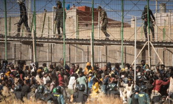 تحقيق مغربي يرجع وفاة مهاجرين في حادثة مليلية إلى "الاختناق"
