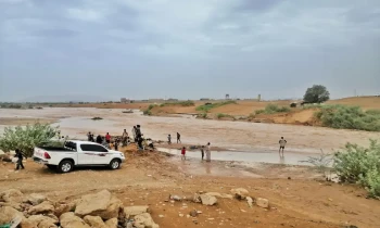 اليمن.. سيول تجتاح مخيمات النازحين في مأرب