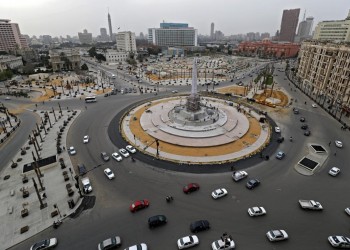 حظر البث المباشر بالمواقع المصرية بعد سيل من الشتائم للسيسي