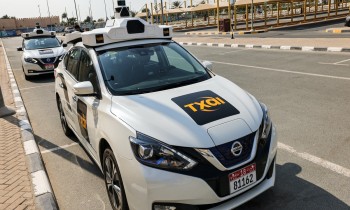 لأول مرة.. بدء تشغيل مركبات أجرة ذاتية القيادة في دبي (فيديو)