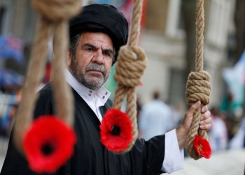بعد محاكمات جائرة.. تنديد حقوقي بموجة إعدامات في إيران