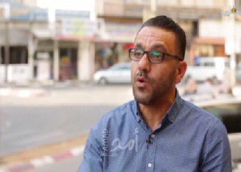 للمرة الـ18.. شرطة الاحتلال تعتقل محافظ القدس عدنان غيث (فيديو)