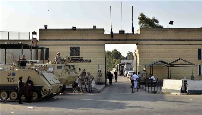 تقرير يكشف تفاصيل "رحلة العذاب" في سجن القناطر بمصر