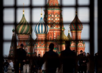 بوتين يحظر تداول أسهم الشركات الروسية لمواطني الدول "غير الصديقة"