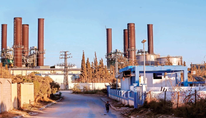 غزة.. محطة الكهرباء تتوقف تماما عن العمل بسبب انتهاء الوقود