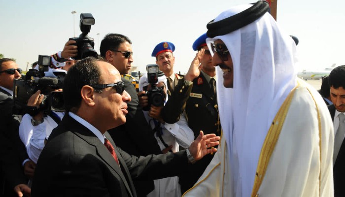 الرئيس المصري وأمير قطر يبحثان الجهود العربية لمواجهة التحديات