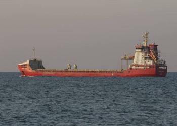 بتهمة تهريب وقود.. إيران تعلن توقيف سفينة في مياه الخليج