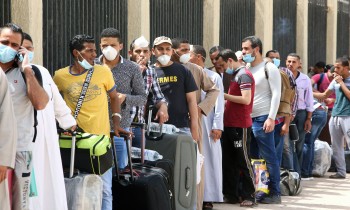 الكويت تستعد لإنهاء آلاف الوظائف للوافدين.. والمصريون المتضرر الأكبر