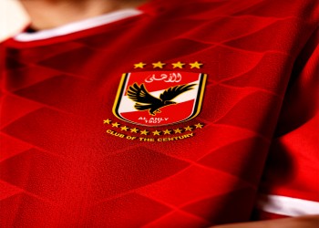 الأهلي المصري يتوصل إلى اتفاق مع القطرية لرعاية فريق كرة القدم