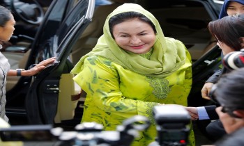 حكم بالسجن 12 عاما على زوجة عبدالرزاق رئيس وزراء ماليزيا الأسبق