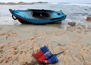 ليبيا.. العثور على 15 جثة بعضها محترق بقارب وأخرى على شاطئ
