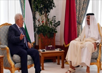 أمير قطر يهاتف عباس ويجدد تضامنه الكامل مع الشعب الفلسطيني