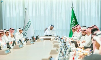 وزير الاستثمار السعودي يدعو لتعزيز التجارة مع قطر
